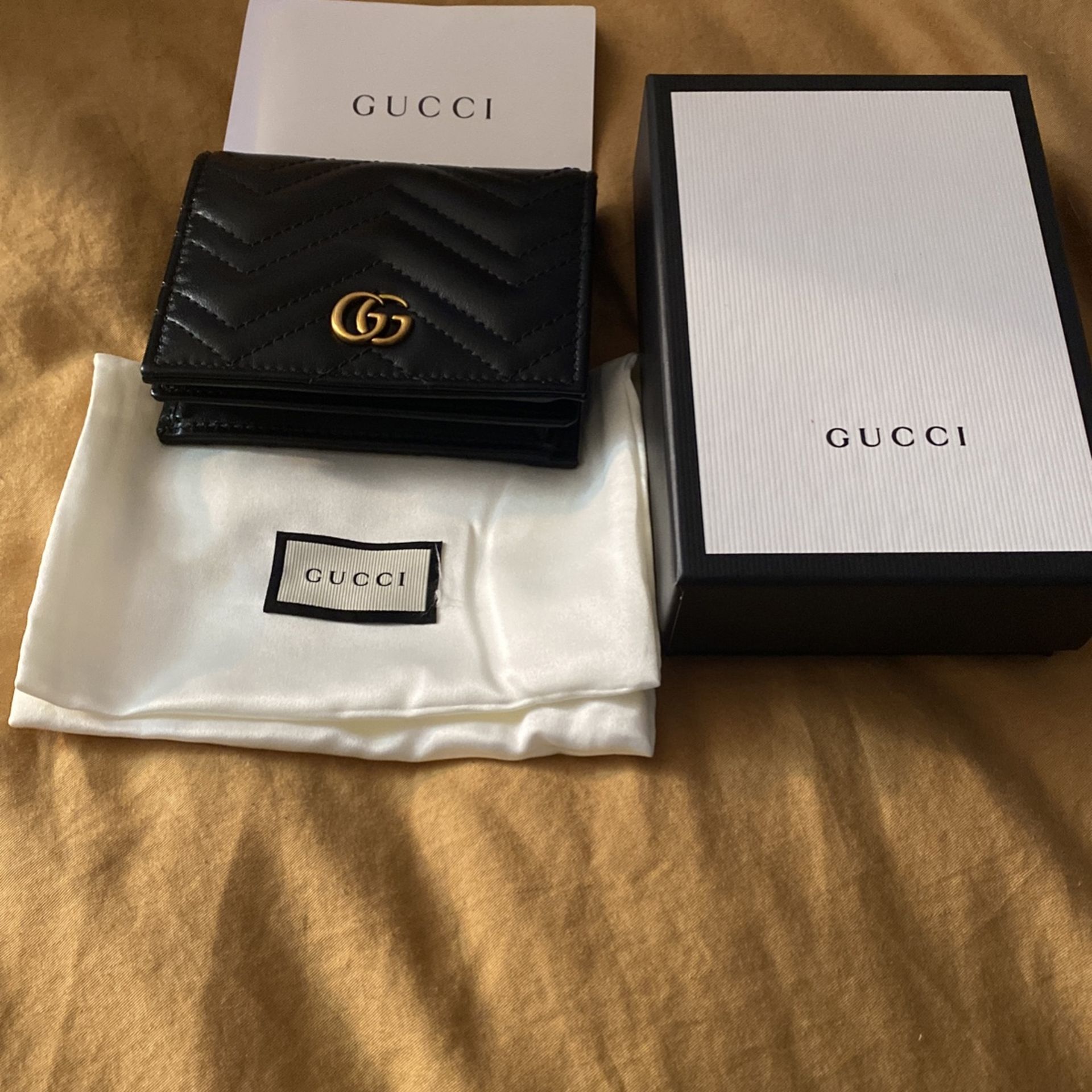 Authentic Gucci Wallet (black)