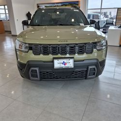 2026 Cherokee  Overland  4x4