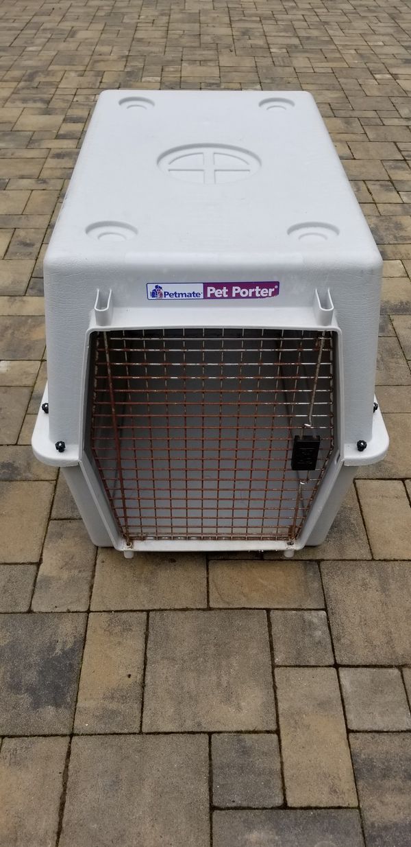 Petmate Pet Porter Dog Kennel Crate (Large) for Sale in Redmond, WA