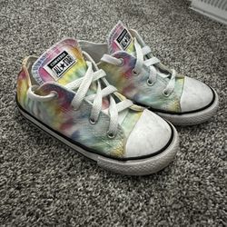 Girls Converse 10c