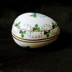Herrand China Clover Egg Trinket Box