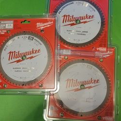 Milwaukee 7-1/4 in. x 56 Carbide Teeth Aluminum Cutting Circular Saw Blade