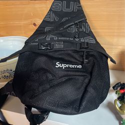 Supreme Sling Bag 