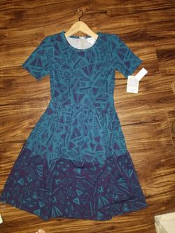 Small Amelia Lularoe