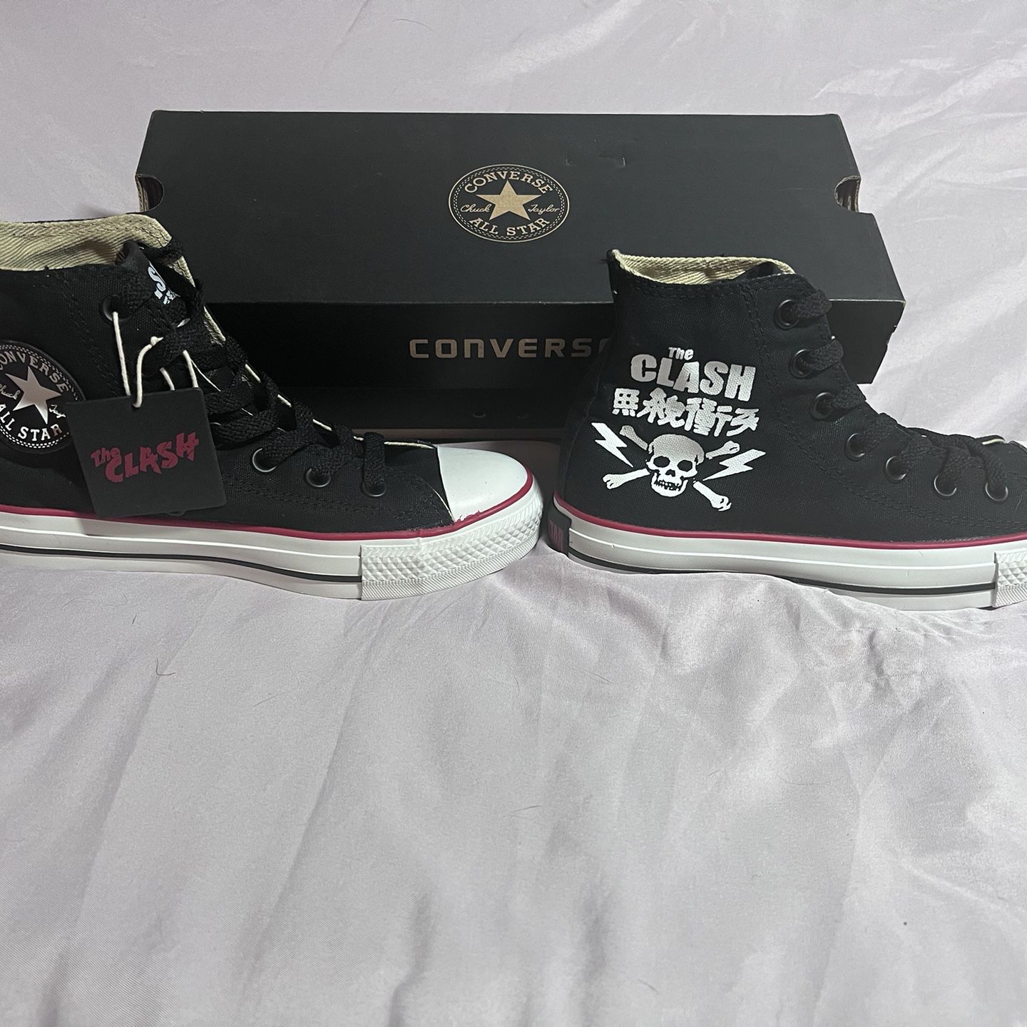 CLASH OF TITANS CONVERSE for Sale in Brooklyn, NY