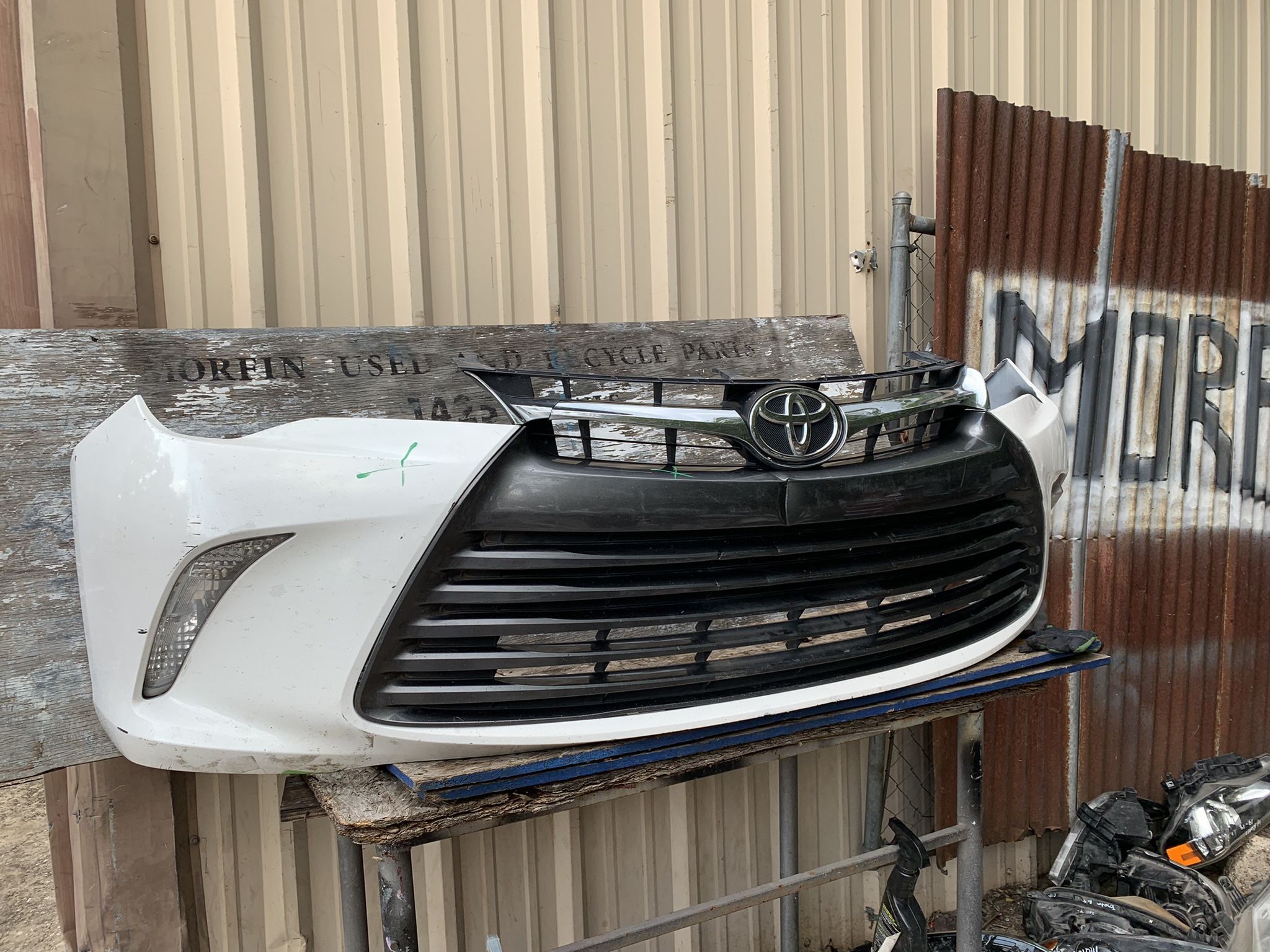 2015-2017 Toyota Camry front bumper and grille