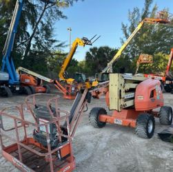 Boom Lift 45’ Articulated