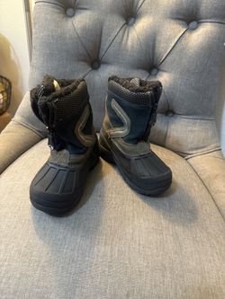 Snow Boots