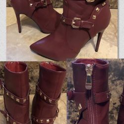 Liliana zip up w/Gold buckle heel ankle Boots -NEW-Size 10-77064 Area Code 