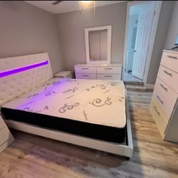 Bedroom Set *** Sold Separately Too *** Brand New **** Fast Delivery 