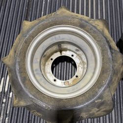 Paddles With Banshee Wheels