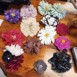Vintage Flower pins & Hair Clips $2 ea