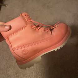 Pink/peach Tims