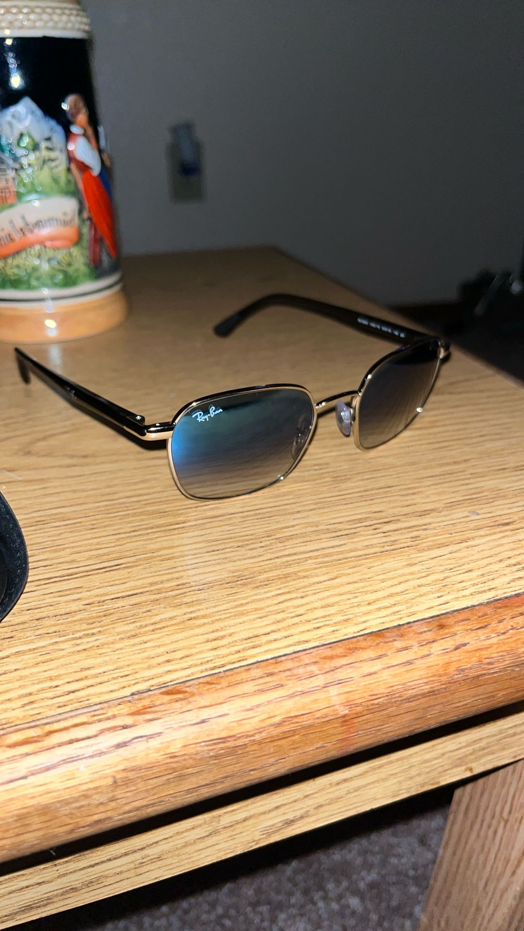 RayBan