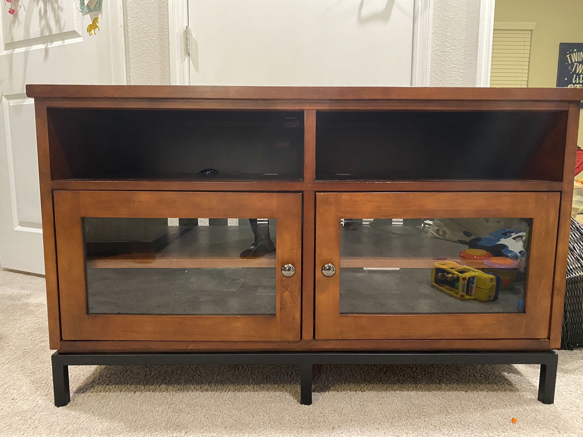 Ethan Allen TV stand and Device Console