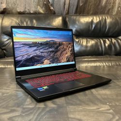 Excellent Gaming MSI Thin GF63 15.6” Core i5 12th gen 32GB RAM 1TB SSD RTX 2050 4GB Full HD 144Hz Windows 11 laptop computer