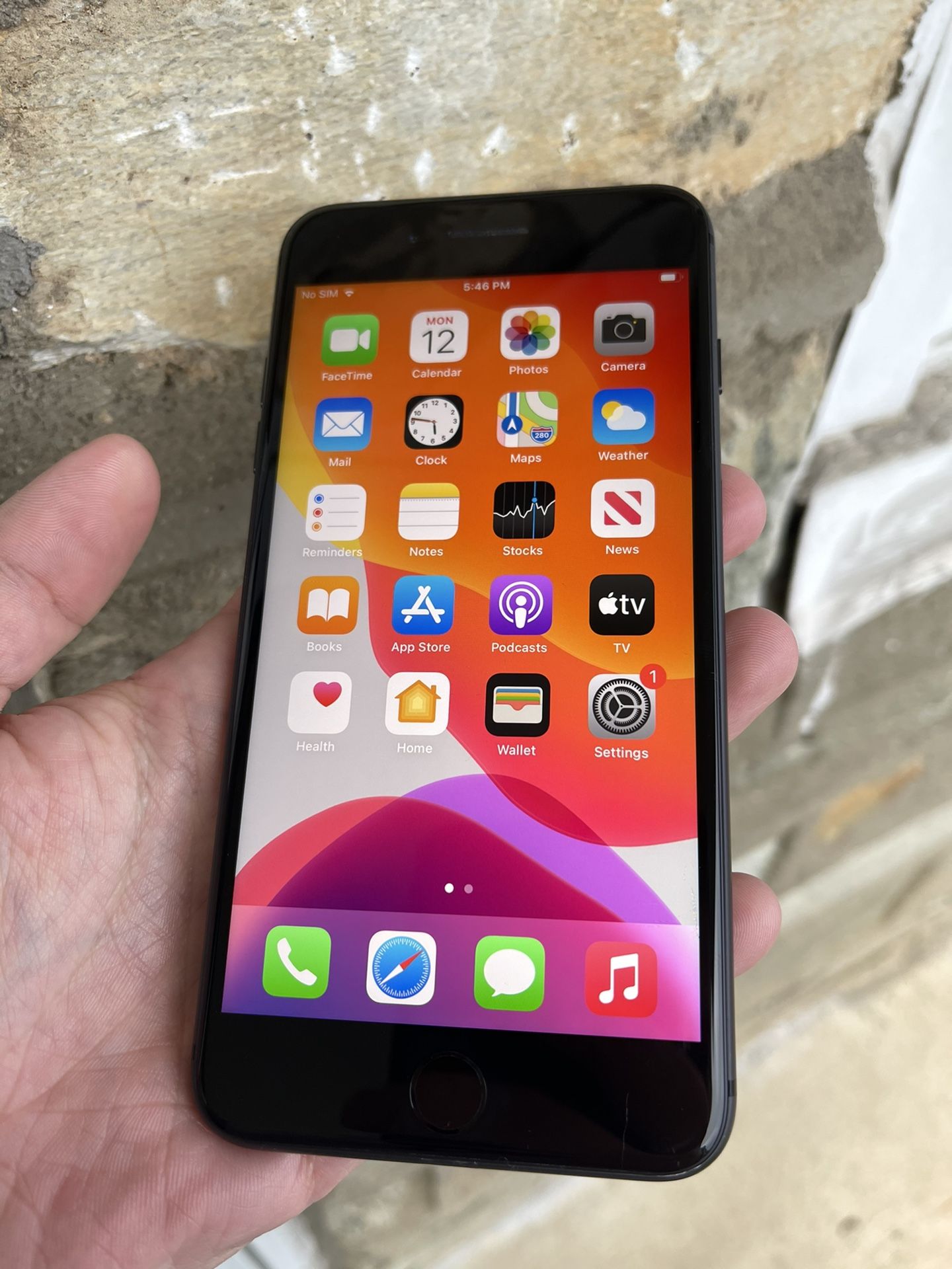 iPhone 8 Plus 64GB Unlocked