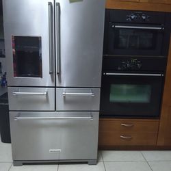 Selling Kitchen Aid Refrigerator
