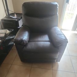 Recliner Couch 