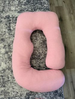 Pregnancy pillow