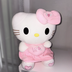 Hello kitty plushie