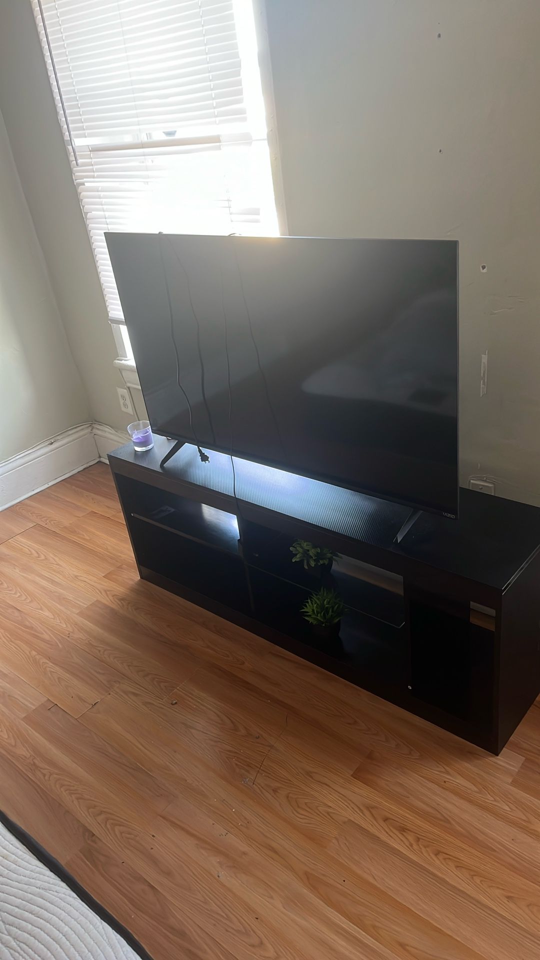 50 Inch Vizo Smart Tv And Tv Stand