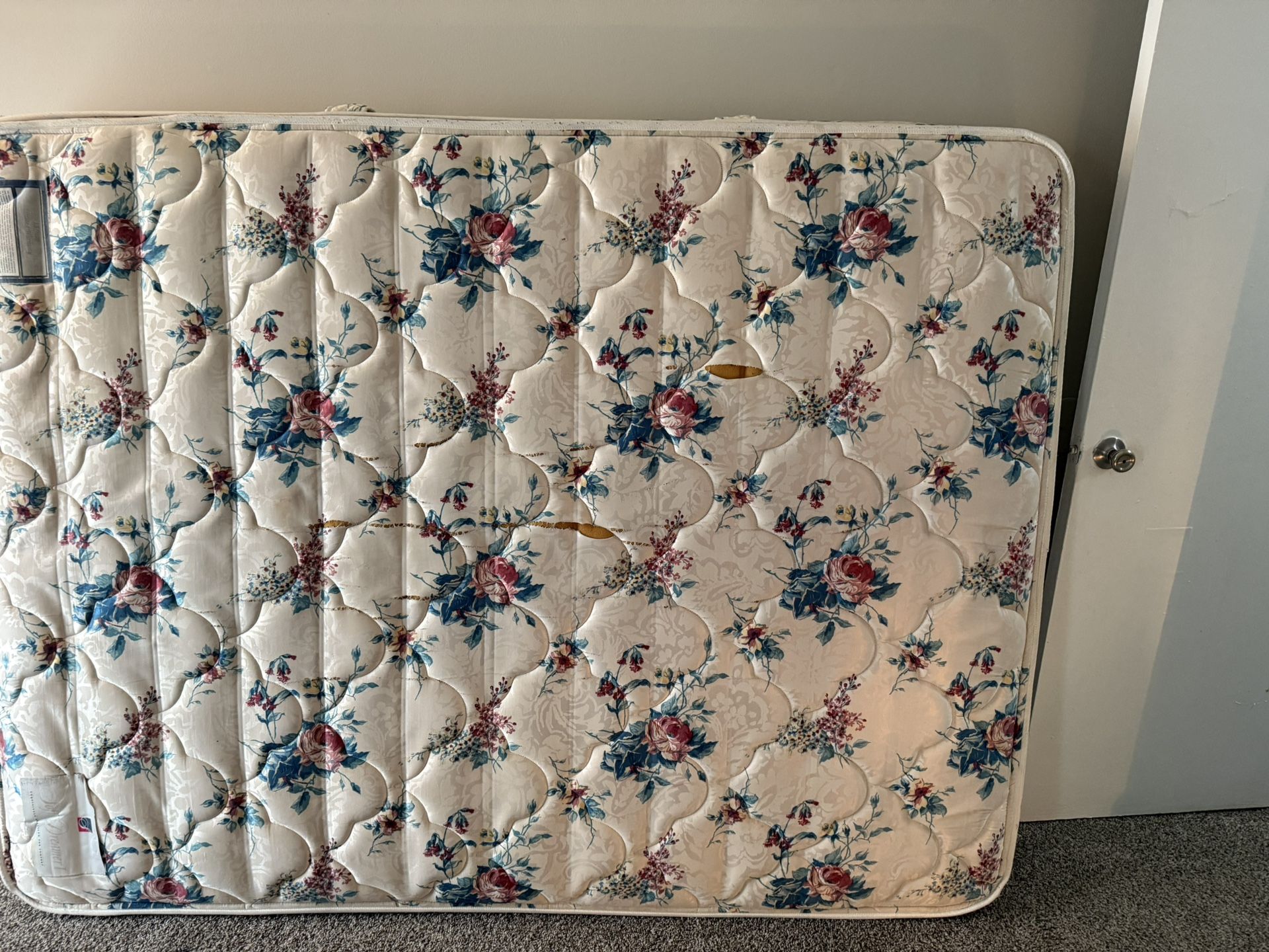 Free Floral Mattress