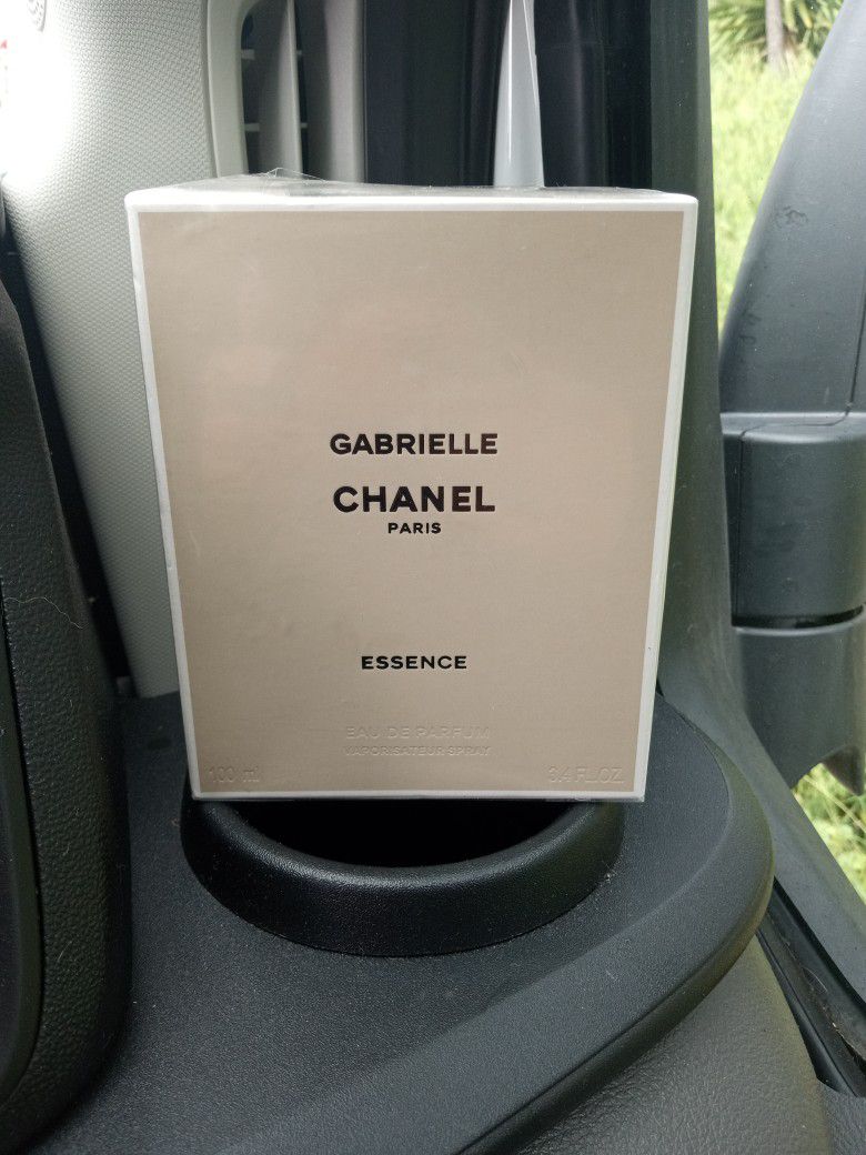 Gabrielle Chanel Paris 