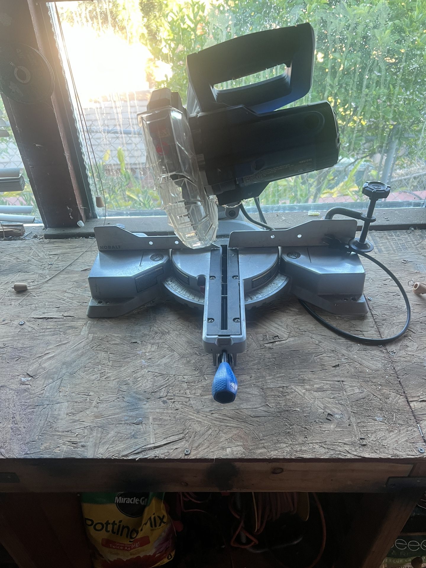 Saw