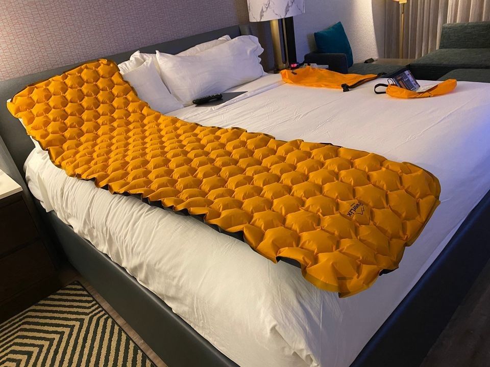 Sleeping Pad - Ultralight Inflatable Sleeping Mat, Ultimate for Camping, Backpacking