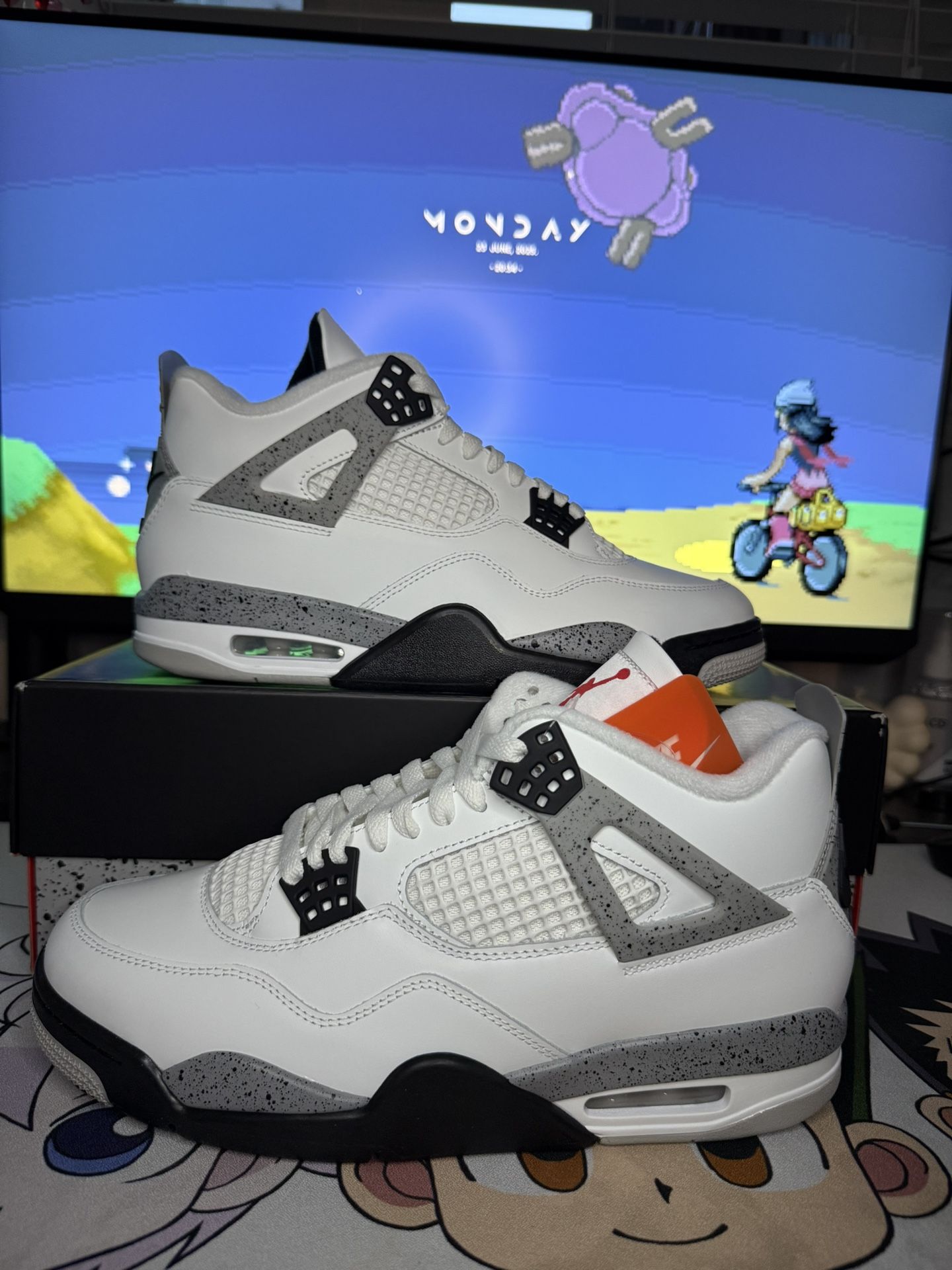 Jordan 4 ‘White Cement’