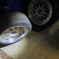 18 Inch White Rims