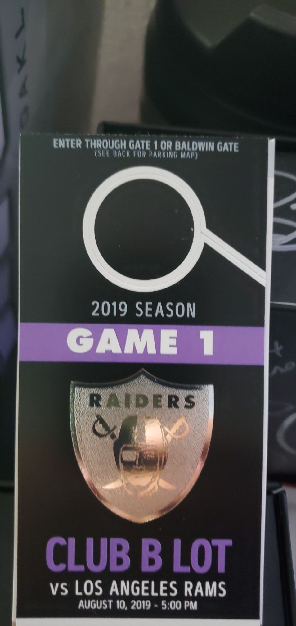 Parking pass with 2 free club Seats