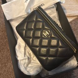 Authentic Chanel Vanity Bag Black Calfskin 30 Series 