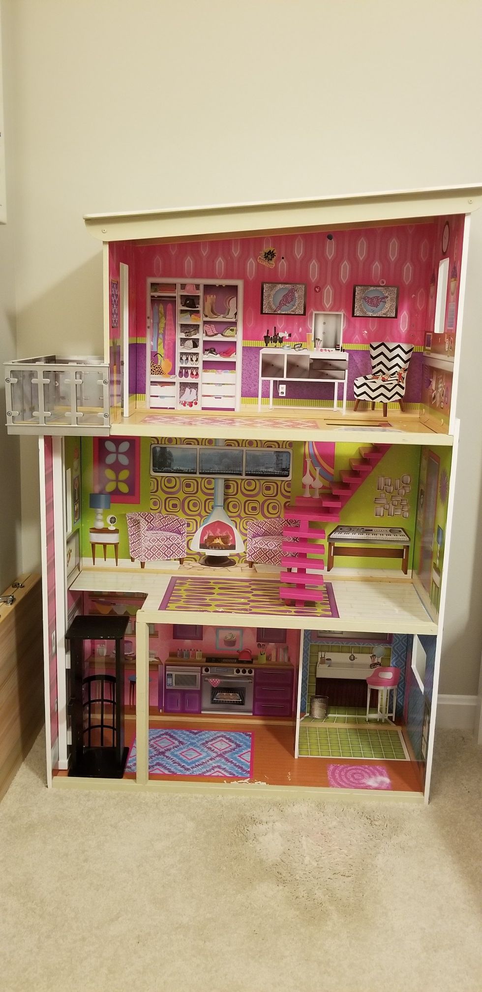 Kidcraft Doll House for Sale!!