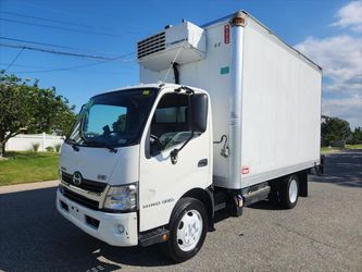 2014 Hino 195
