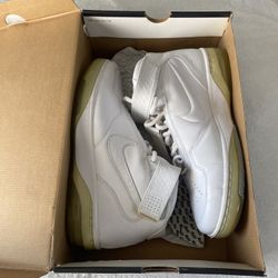 Air Force 25 Supreme 