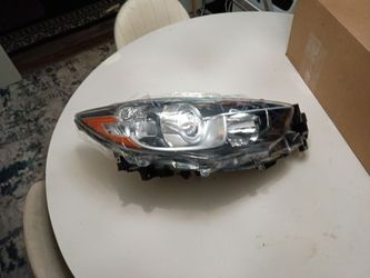 2013 through 2016 Mazda CX-5 front passenger headlight