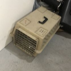 2x1.2 Ft pet hotel carrier