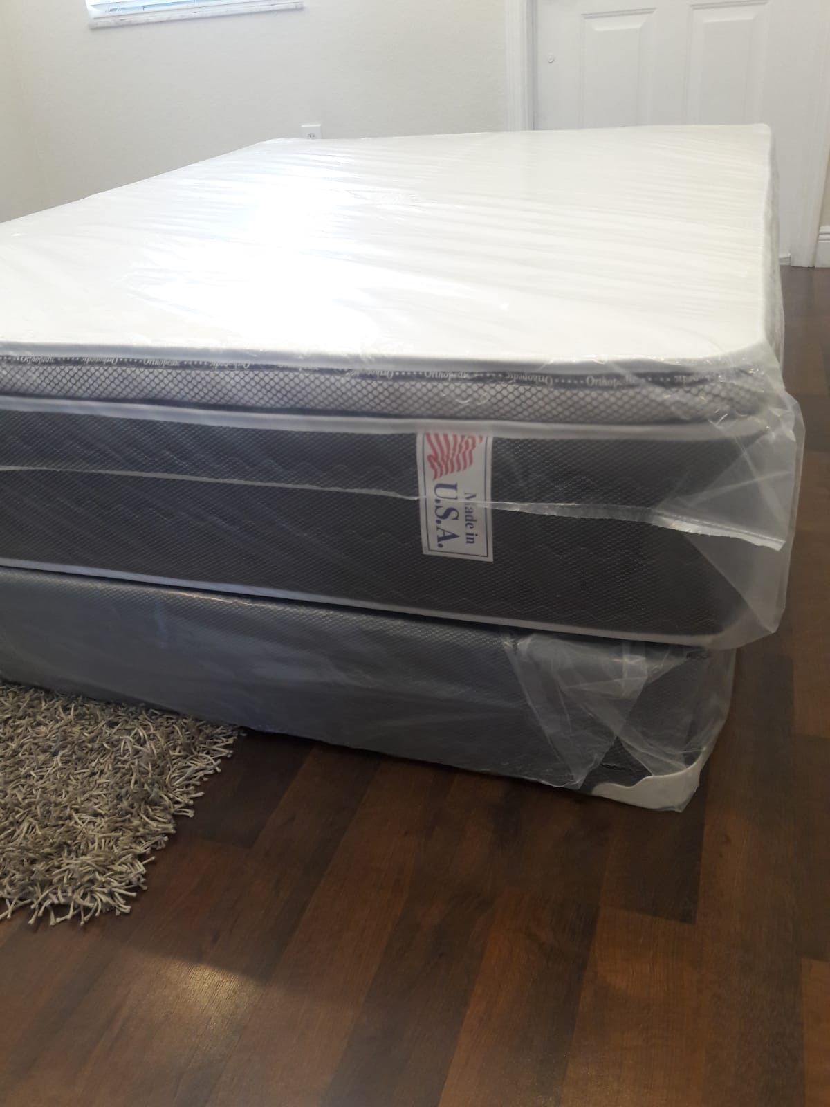 New queen mattress and box spring https://offerup.com/redirect/?o=aW5jbHVkZWQuZGVsaXZlcnk=