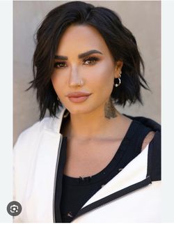Demi Lovato at Kia Forum May 16th - 2 Tickets and Parking