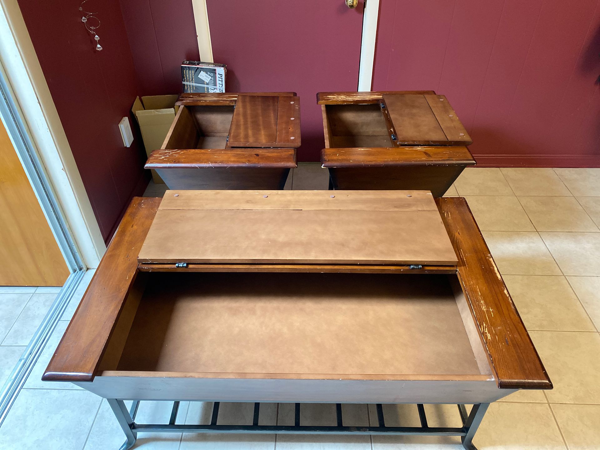 Free end Tables
