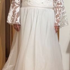 Wedding Dress For 4’11 Size 1-2x