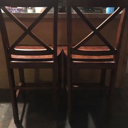 SET OF WOODEN KITCHEN CHAIRS 