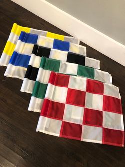 Golf checkered flags