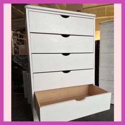 5 drawers dresser / Five drawers dresser / Cajonera / Comoda