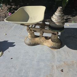 Vintage  Scale