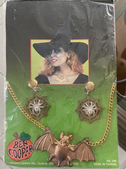 10 Halloween Costumes 