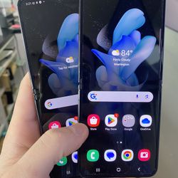 Unlocked Samsung Galaxy Z Flip 4 5G 128GB