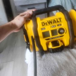 Dewalt portable Tire inflator( High psi, Huge Battery)